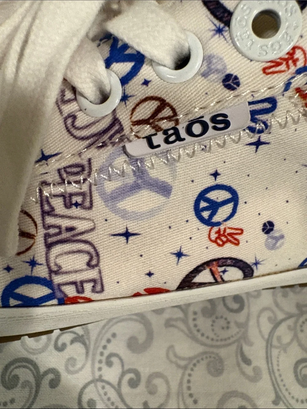 Taos Sneakers - Peace - Picture 2 of 11